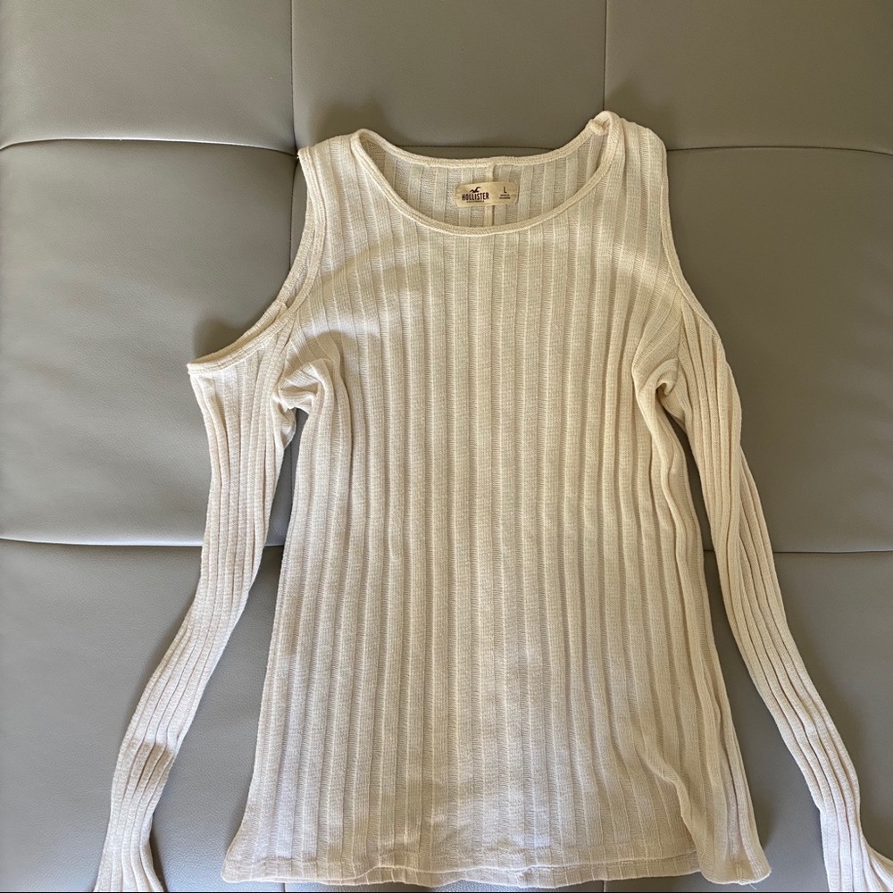 Hollister cold shoulder sweater